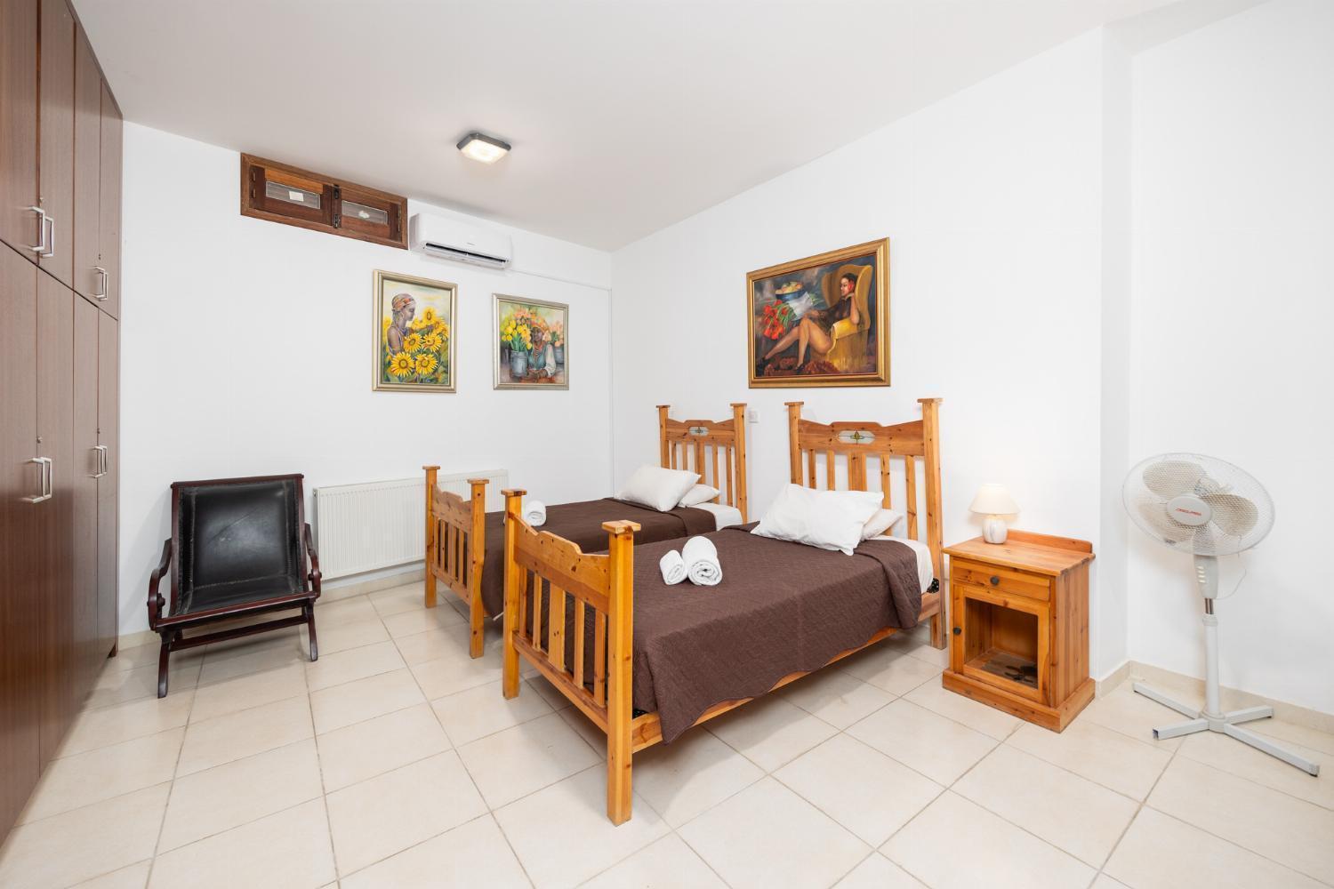 Villa Irene Palace Paphos 外观 照片
