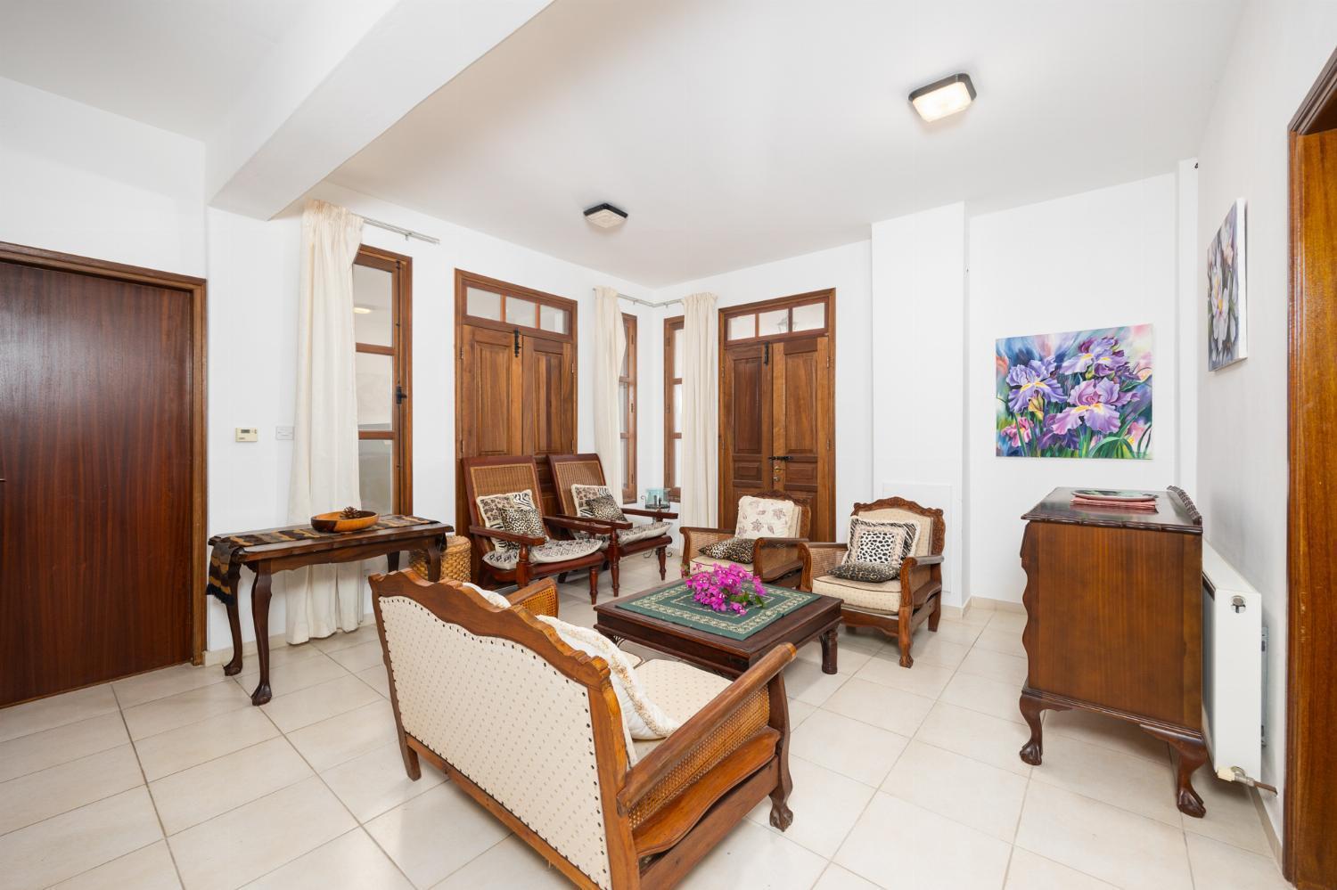 Villa Irene Palace Paphos 外观 照片