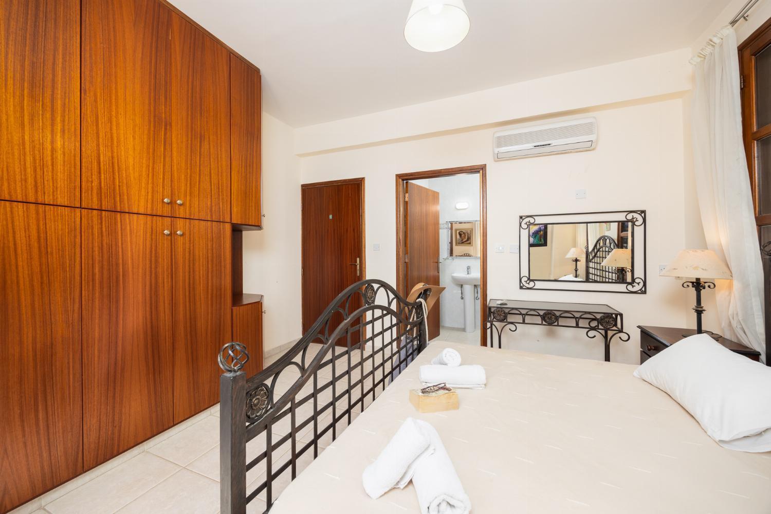 Villa Irene Palace Paphos 外观 照片